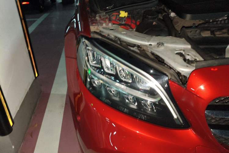 Used Mercedes-Benz C-Class 2020 Restyled C 260 Sport Edition Right Front Headlight