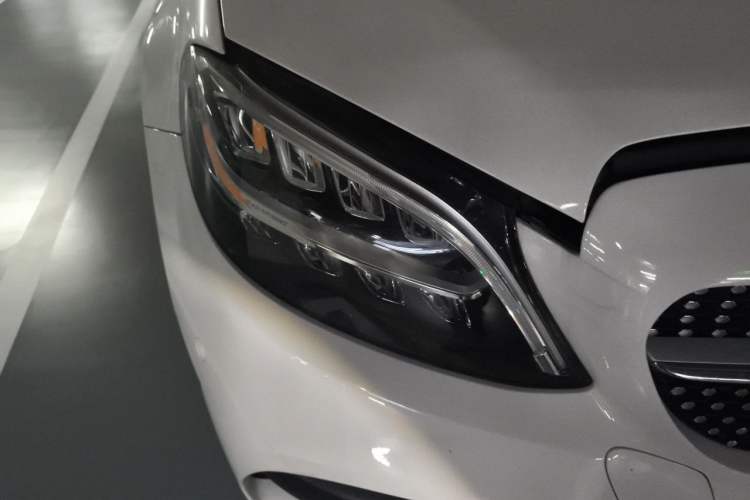 Used Mercedes-Benz C-Class 2020 Restyled C 260 L Sport Edition Right Front Headlight