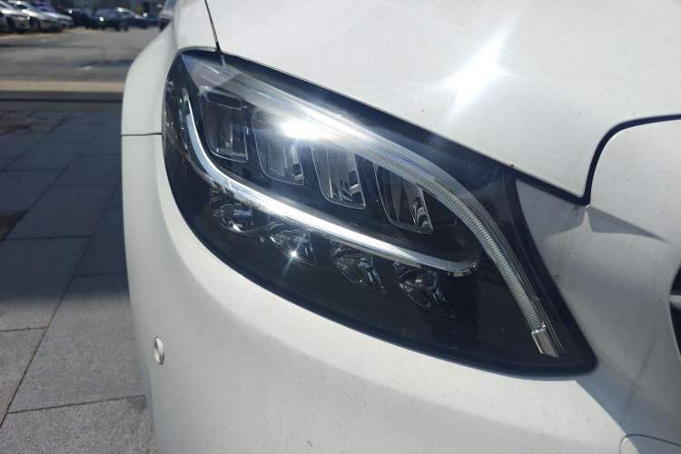 Used Mercedes-Benz C-Class 2020 Restyled C 260 Sport Edition Right Front Headlight