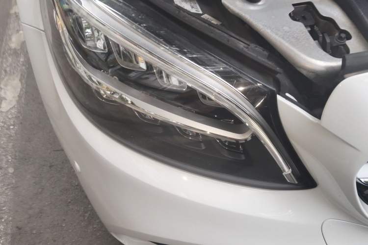 Used Mercedes-Benz C-Class 2020 Updated C 200 L Fashion Edition Right Front Headlight