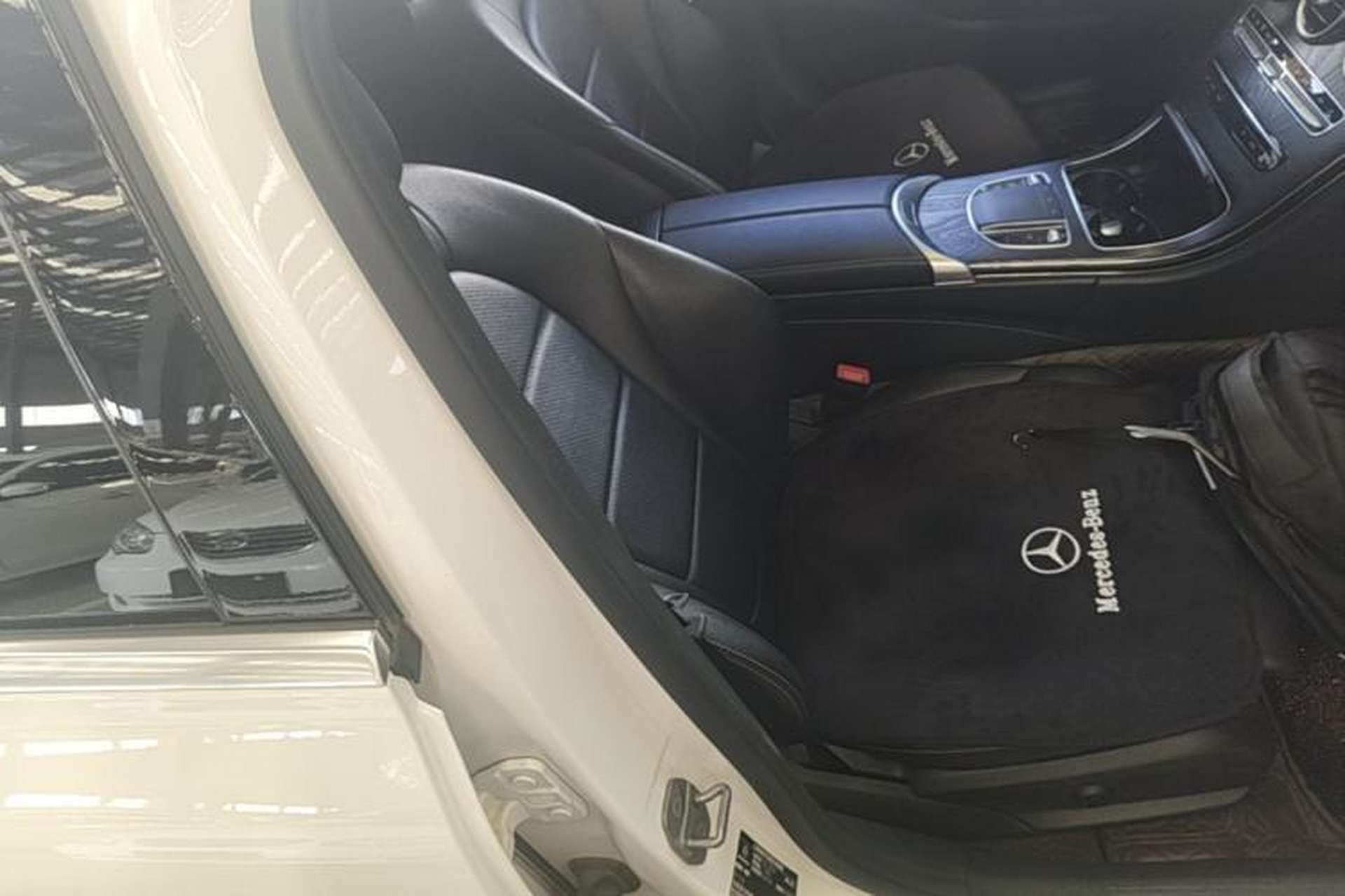 Used Mercedes-Benz C-Class 2020 Restyled C 200 L Fashion Edition Sport Version Right Front Seat