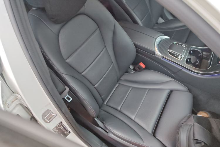 Used Mercedes-Benz C-Class 2020 Facelifted C 260 Estate Right Front Seat