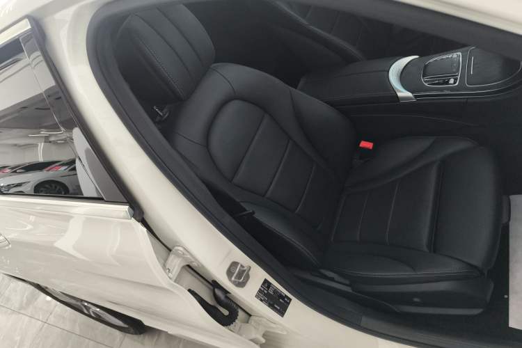 Used Mercedes-Benz C-Class 2020 Restyled C 260 L Sport Edition Right Front Seat