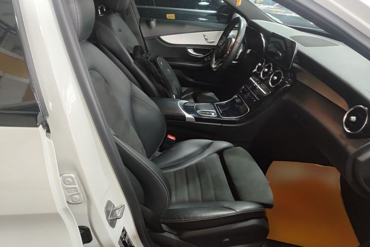 Used Mercedes-Benz C-Class 2020 C 260 Sport Edition Right Front Seat
