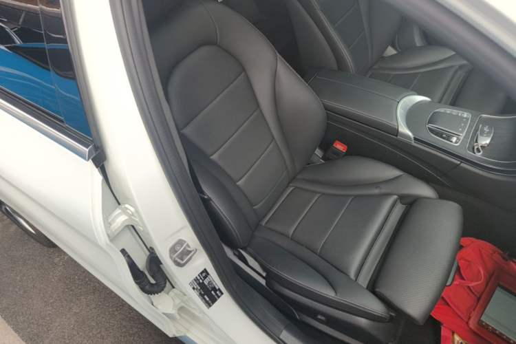 Used Mercedes-Benz C-Class 2020 Restyled C 260 L Sport Edition Right Front Seat