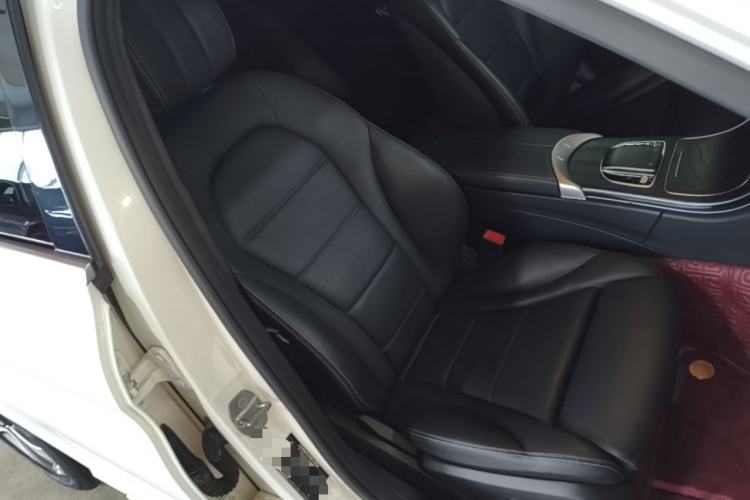 Used Mercedes-Benz C-Class 2020 Restyled C 260 L Sport Edition Right Front Seat
