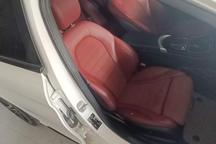 Used Mercedes-Benz C-Class 2020 Restyled C 260 Sport Edition Right Front Seat