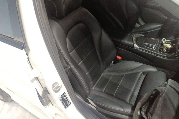 Used Mercedes-Benz C-Class 2020 C 260 Estate Right Front Seat