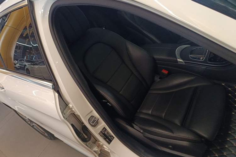 Used Mercedes-Benz C-Class 2020 C 260 L Sport Edition Right Front Seat