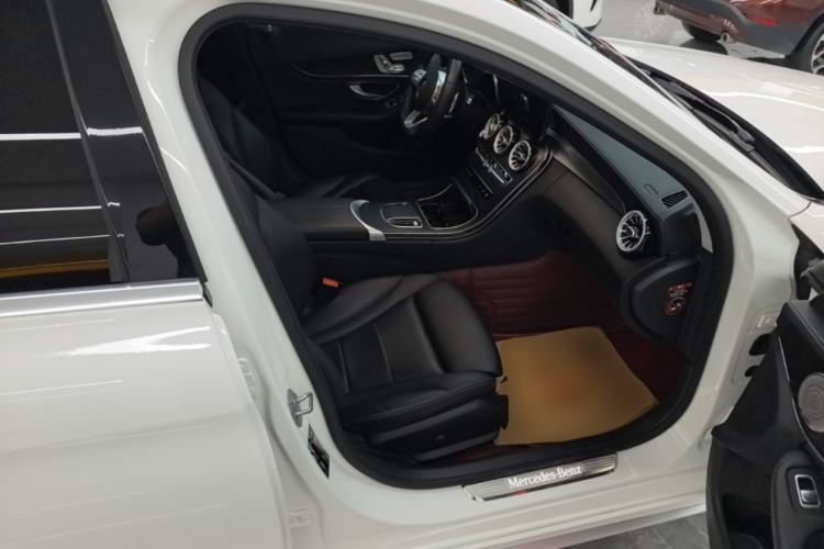 Used Mercedes-Benz C-Class 2020 C 260 L Sport Edition Right Front Seat