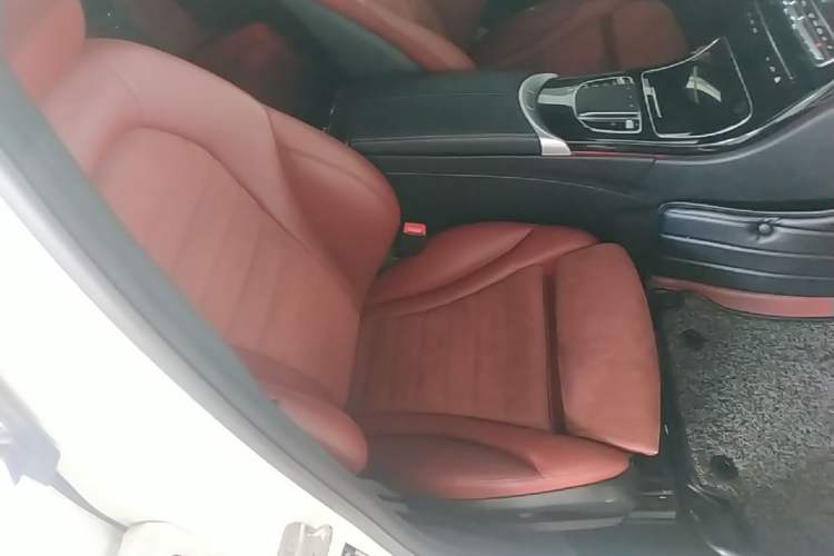 Used Mercedes-Benz C-Class 2020 C 260 Sport Edition Right Front Seat