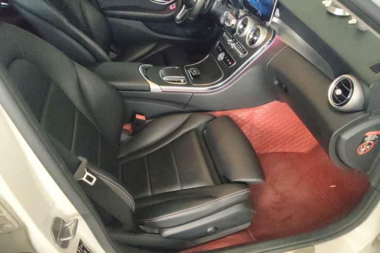 Used Mercedes-Benz C-Class 2020 C 260 Estate Right Front Seat