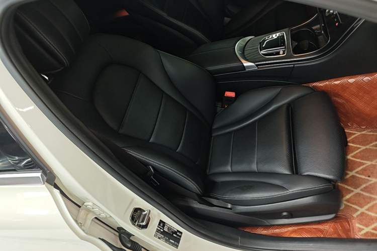 Used Mercedes-Benz C-Class 2020 C 260 L Sport Edition Right Front Seat