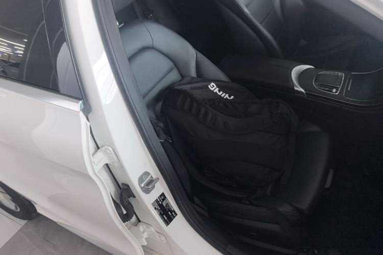 Used Mercedes-Benz C-Class 2020 C 260 L Sport Edition Right Front Seat