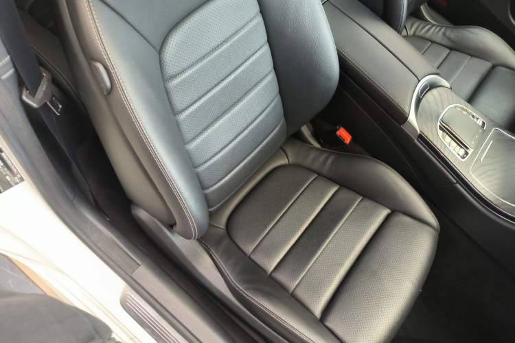 Used Mercedes-Benz C-Class 2020 C 260 Coupe Right Front Seat
