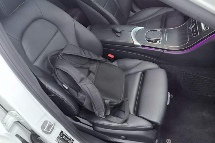 Used Mercedes-Benz C-Class 2020 C 260 Estate Right Front Seat