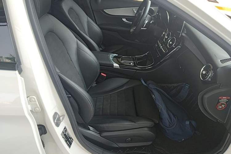 Used Mercedes-Benz C-Class 2020 C 260 Sport Edition Right Front Seat