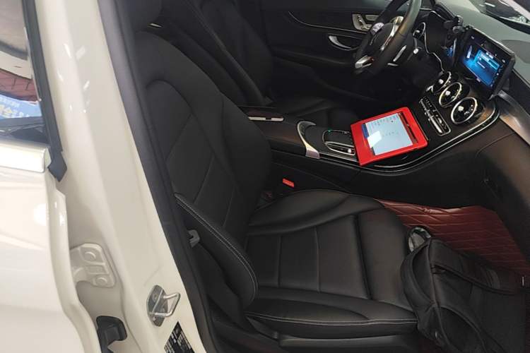 Used Mercedes-Benz C-Class 2020 C 260 L Sport Edition Right Front Seat