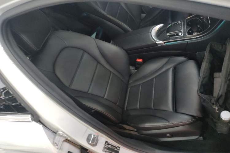 Used Mercedes-Benz C-Class 2020 C 260 Estate Right Front Seat