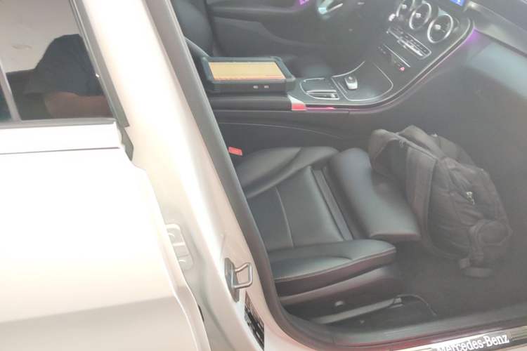 Used Mercedes-Benz C-Class 2020 Restyled C 260 L Sport Edition Right Front Seat