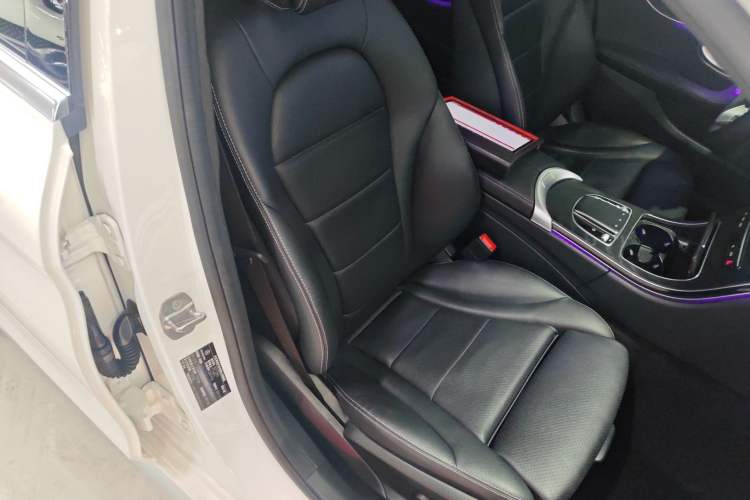 Used Mercedes-Benz C-Class 2020 Restyled C 260 L Sport Edition Right Front Seat