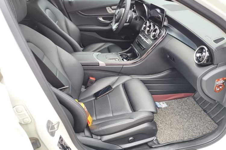 Used Mercedes-Benz C-Class 2020 Restyled C 260 L Sport Edition Right Front Seat