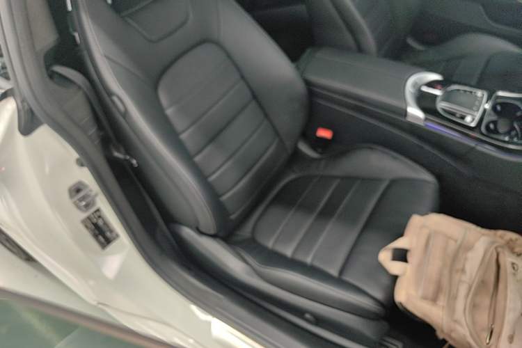 Used Mercedes-Benz C-Class 2020 C 260 Coupe Right Front Seat