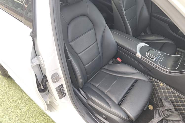 Used Mercedes-Benz C-Class 2020 Restyled C 260 L Sport Edition Right Front Seat