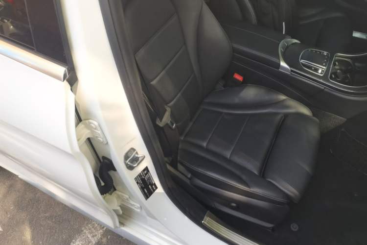 Used Mercedes-Benz C-Class 2020 C 260 L Sport Edition Right Front Seat
