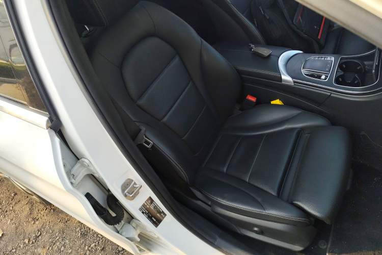 Used Mercedes-Benz C-Class 2020 C 260 L Sport Edition Right Front Seat
