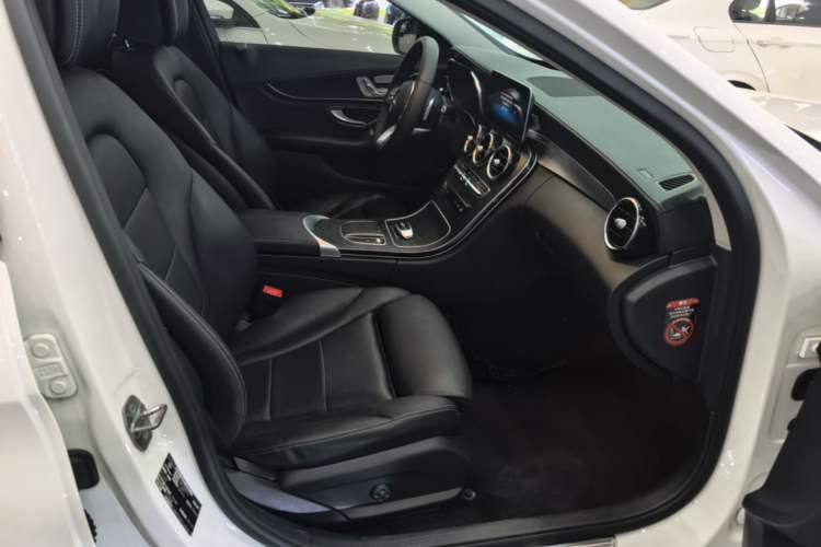 Used Mercedes-Benz C-Class 2020 C 260 L Sport Edition Right Front Seat