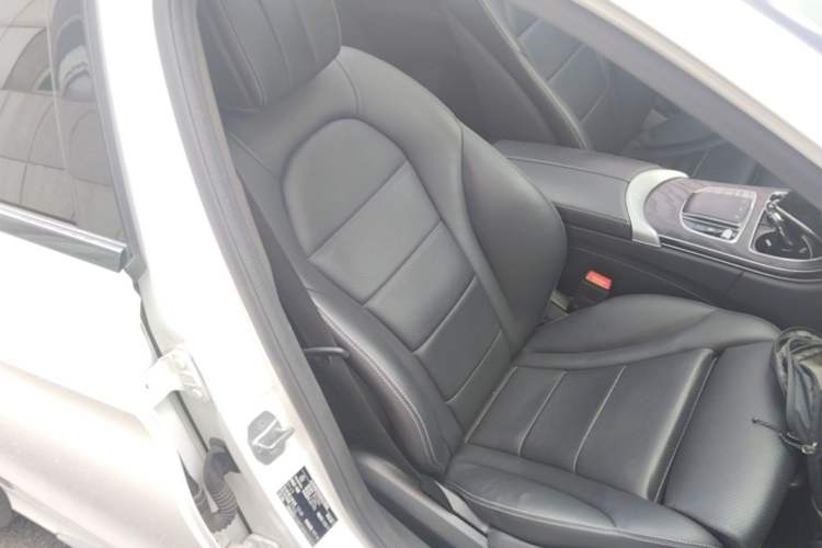 Used Mercedes-Benz C-Class 2020 Restyled C 260 L Sport Edition Right Front Seat