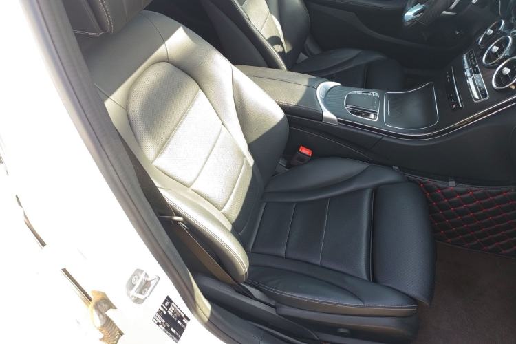 Used Mercedes-Benz C-Class 2020 Restyled C 200 L Fashion Edition Sport Version Right Front Seat