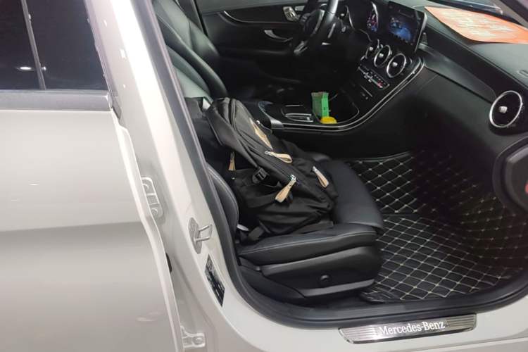 Used Mercedes-Benz C-Class 2020 Restyled C 260 L Sport Edition Right Front Seat