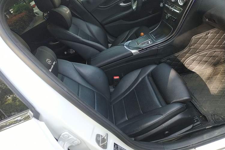 Used Mercedes-Benz C-Class 2020 Restyled C 260 L Sport Edition Right Front Seat