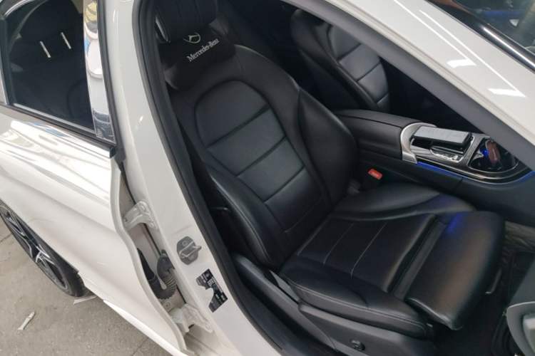 Used Mercedes-Benz C-Class 2020 Restyled C 260 L Sport Edition Right Front Seat