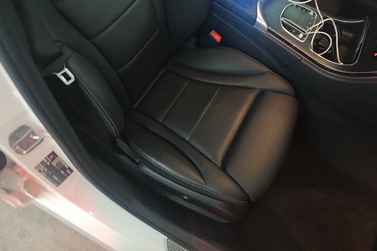 Used Mercedes-Benz C-Class 2020 Restyled C 260 L Sport Edition Right Front Seat