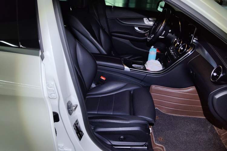 Used Mercedes-Benz C-Class 2020 C 260 L Sport Edition Right Front Seat