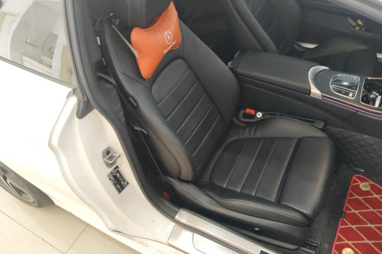 Used Mercedes-Benz C-Class 2020 C 200 Coupe Right Front Seat