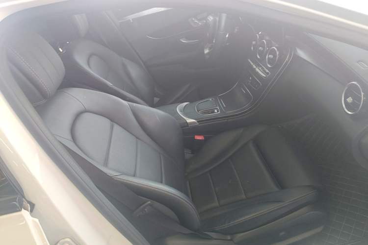 Used Mercedes-Benz C-Class 2020 Restyled C 260 L Sport Edition Right Front Seat