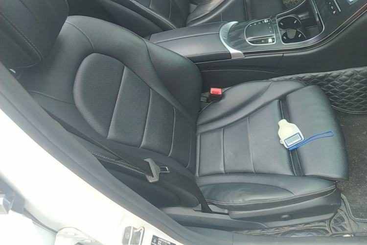 Used Mercedes-Benz C-Class 2020 Restyled C 200 L Fashion Edition Sport Version Right Front Seat