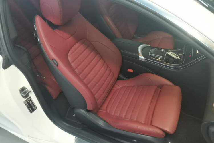 Used Mercedes-Benz C-Class 2020 C 260 Coupe Right Front Seat