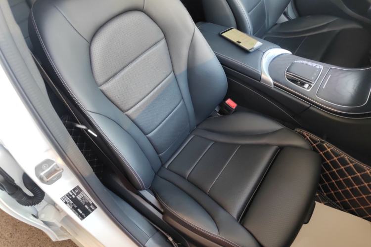 Used Mercedes-Benz C-Class 2020 Restyled C 200 L Fashion Edition Sport Version Right Front Seat