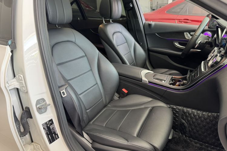Used Mercedes-Benz C-Class 2020 Restyled C 260 L Sport Edition Right Front Seat