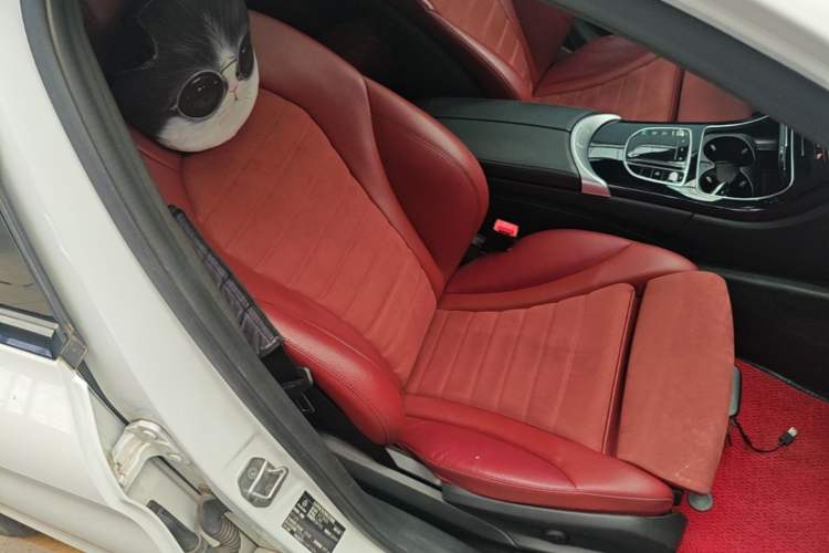 Used Mercedes-Benz C-Class 2020 C 260 Sport Edition Right Front Seat