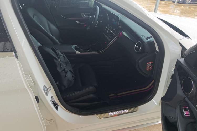 Used Mercedes-Benz C-Class 2020 Restyled C 260 L Sport Edition Right Front Seat