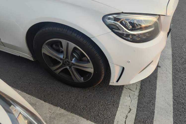 Used Mercedes-Benz C-Class 2020 C 260 L Sport Edition Right Front Wheel Hub