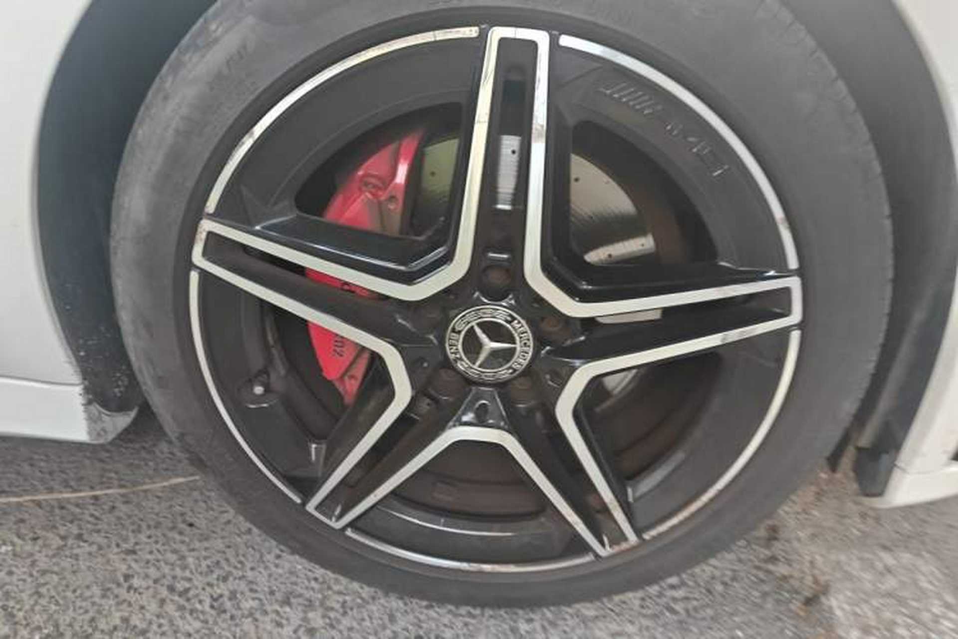 Used Mercedes-Benz C-Class 2020 C 260 Coupe Right Front Wheel Hub