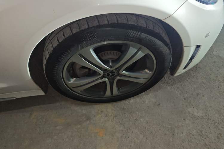Used Mercedes-Benz C-Class 2020 C 260 L Sport Edition Right Front Wheel Hub