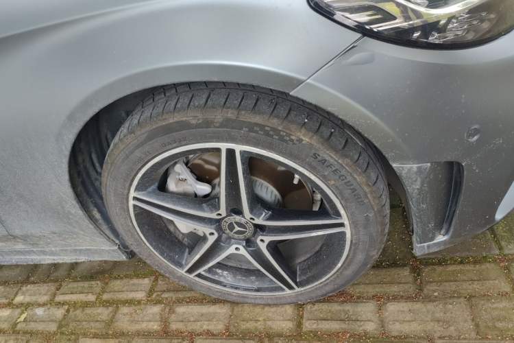 Used Mercedes-Benz C-Class 2020 Restyled C 260 Sport Edition Right Front Wheel Hub